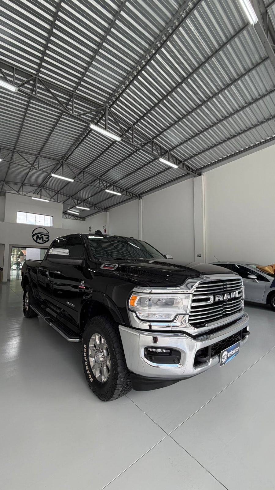 RAM 3500 Laramie Night Edition 6.7 Turbo Diesel